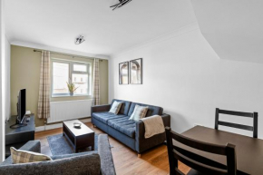Cosy 2 Bedroom Flat in East Ham, Close to Excel